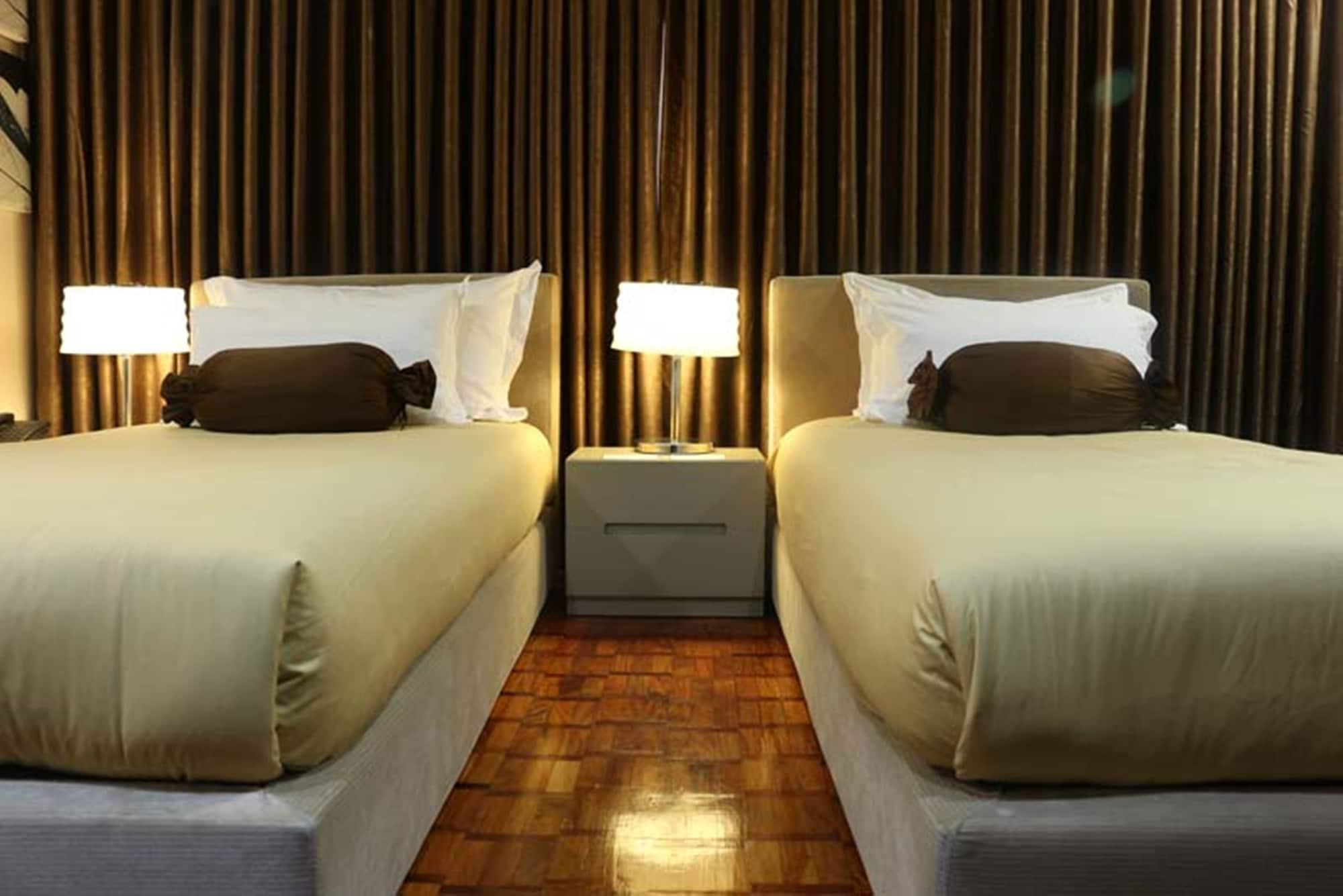 Prince Plaza II Condotel Makati City Exterior photo