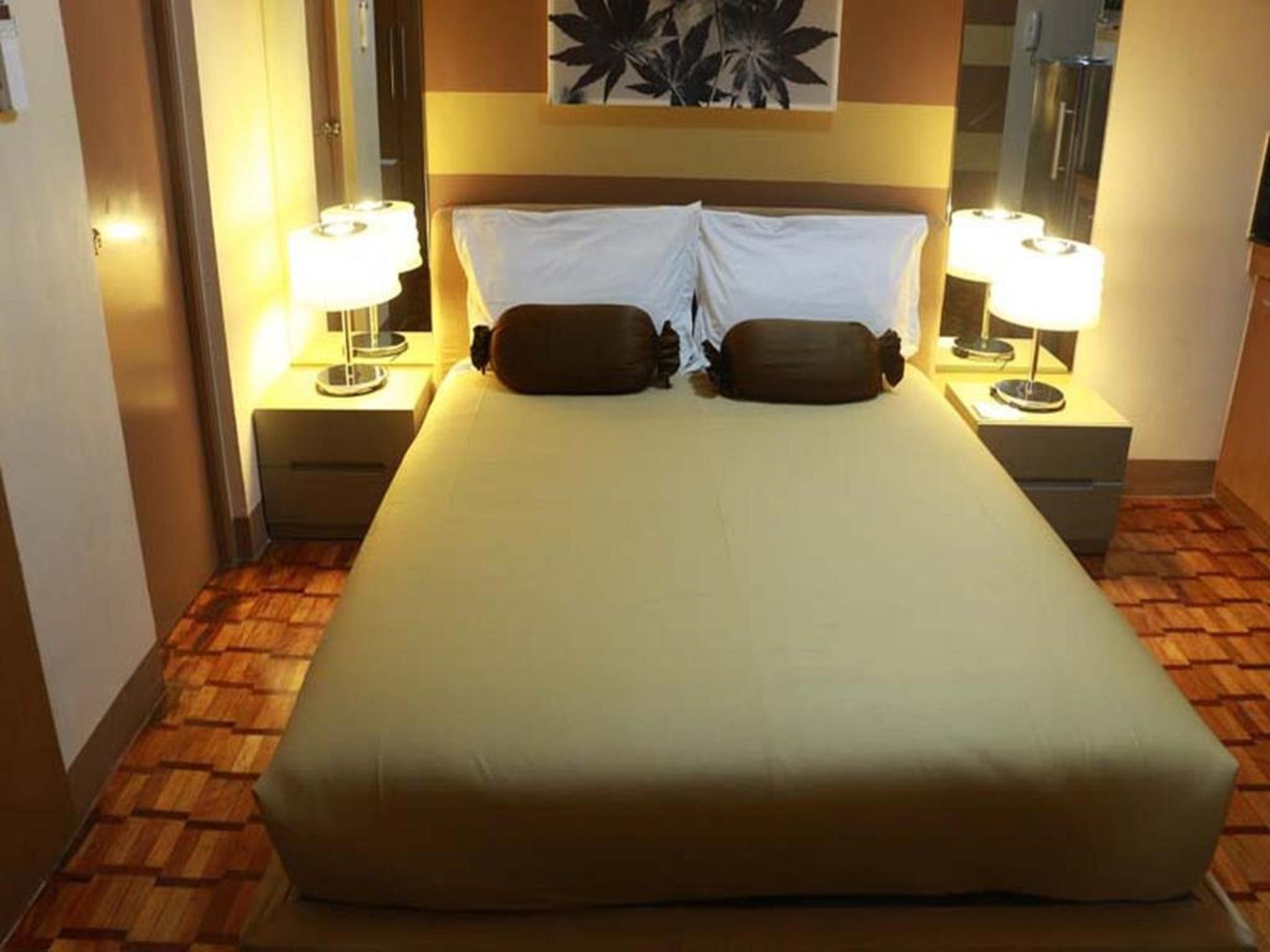 Prince Plaza II Condotel Makati City Exterior photo
